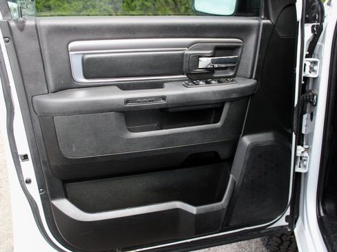 Used 2021 RAM 1500 Classic Warlock image 13