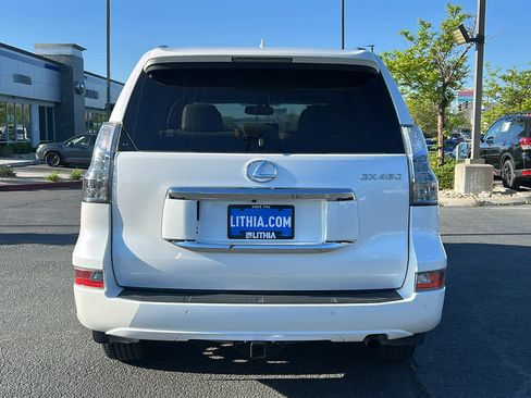 Used 2018 Lexus GX 460 Premium w/ Premium Package AWD/4WD image 6