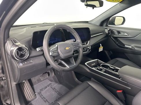 New 2026 Chevrolet Equinox LT w/ Convenience Package II image 15