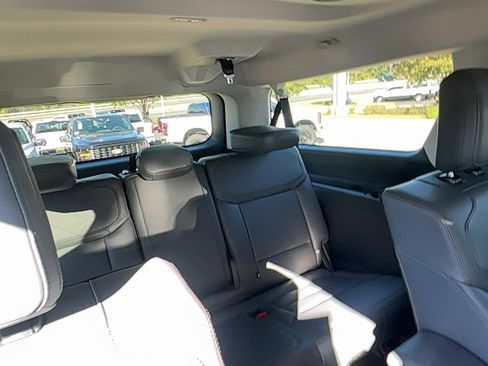 New 2025 Ford Expedition Max Active image 10