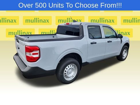 New 2025 Ford Maverick XL image 3