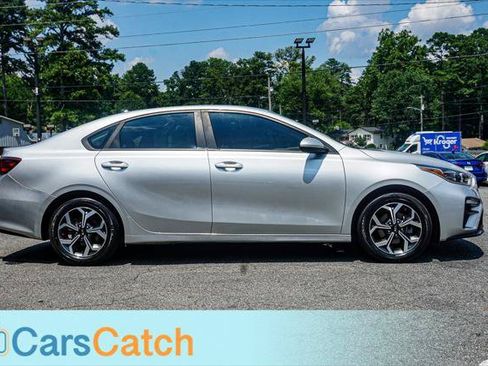 Used 2019 Kia Forte LXS FWD image 9