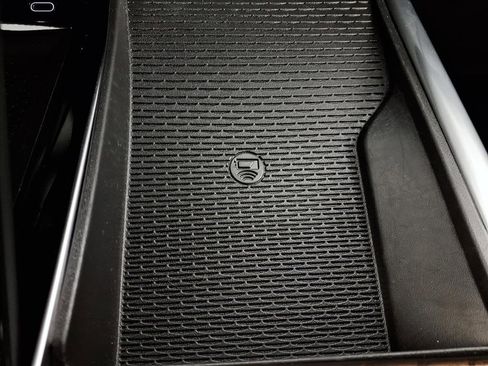 Used 2025 Cadillac Escalade Sport Platinum w/ LPO, ONYX Package image 24