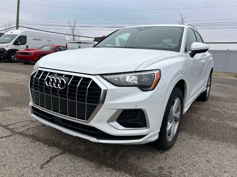 Used 2020 Audi Q3 2.0T Premium w/ Convenience Package image 26