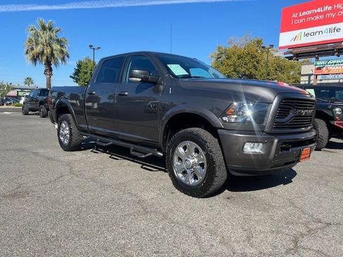 Used 2018 RAM 2500 Big Horn w/ Sport Appearance Group AWD/4WD image 23