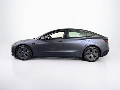 Used 2023 Tesla Model 3 Standard Range RWD image 2