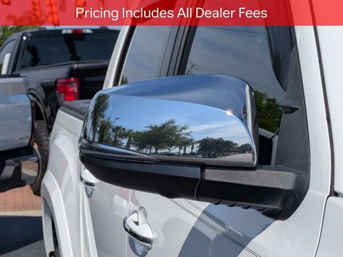 Used 2022 Toyota Tacoma Limited RWD image 13