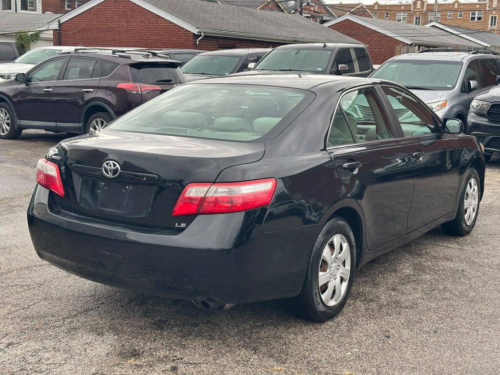 Used 2007 Toyota Camry LE FWD image 6