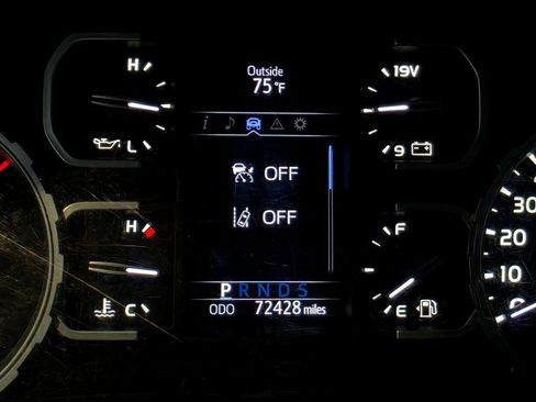 Used 2021 Toyota Tundra SR5 w/ SR5 Leather Package AWD/4WD image 24