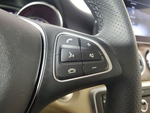 Used 2018 Mercedes-Benz GLA 250 image 25