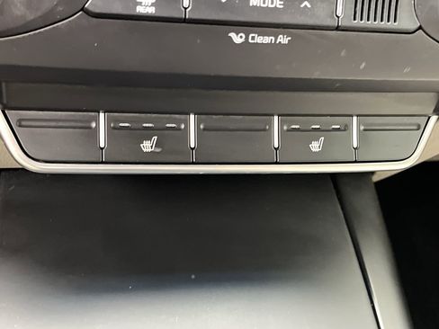 Used 2017 Kia Sorento AWD w/ LX Convenience Package image 22