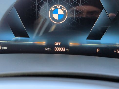 Used 2026 BMW X7 xDrive40i w/ M Sport Package AWD/4WD image 15