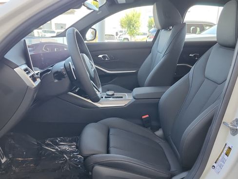 New 2026 BMW 330i Sedan w/ M Sport Package RWD image 15