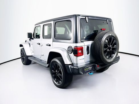 Used 2023 Jeep Wrangler Unlimited Sahara AWD/4WD image 5