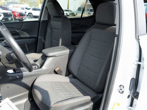 Used 2022 Chevrolet Equinox LT image 13