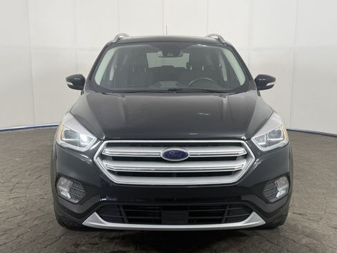 Used 2019 Ford Escape Titanium AWD/4WD image 2