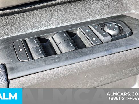 Used 2024 Toyota Tacoma TRD Off-Road image 46