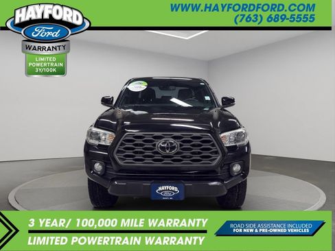 Used 2020 Toyota Tacoma TRD Off-Road w/ TRD Premium Off Road Package AWD/4WD image 6