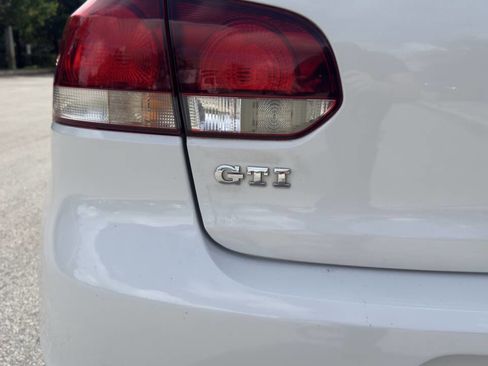 Used 2013 Volkswagen Golf 4-Door image 7