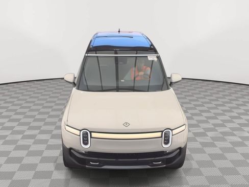 Used 2023 Rivian R1S Adventure AWD/4WD image 17