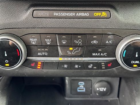 Used 2023 Ford Escape ST-Line image 29