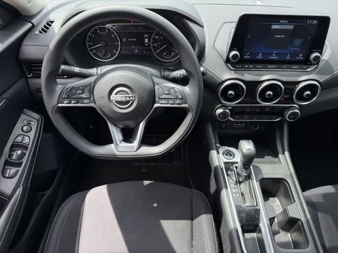 Used 2024 Nissan Sentra SV FWD image 12