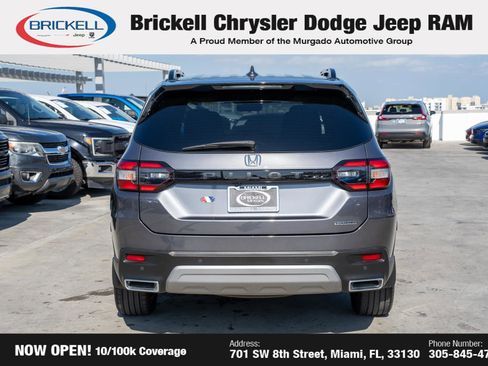 Used 2025 Honda Pilot Touring image 6