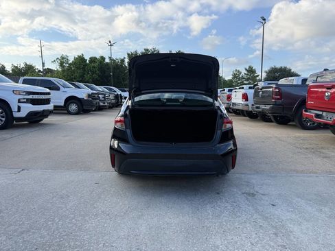 Used 2022 Toyota Corolla LE FWD image 29