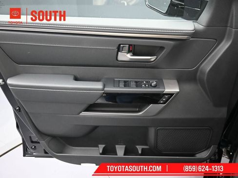 New 2026 Toyota Tundra Limited AWD/4WD image 31