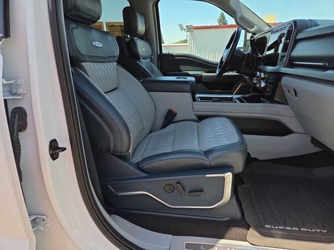 Used 2023 Ford F450 Limited w/ FX4 Off-Road Package AWD/4WD image 22