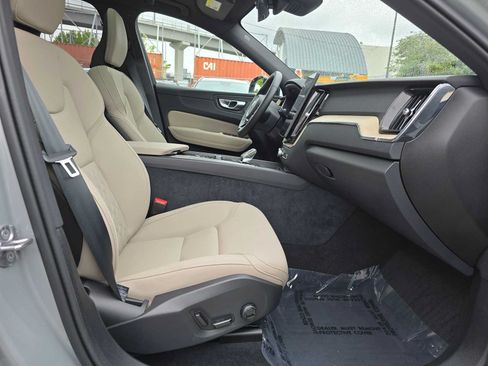 Used 2026 Volvo XC60 B5 Plus w/ Protection Package Premier AWD/4WD image 10