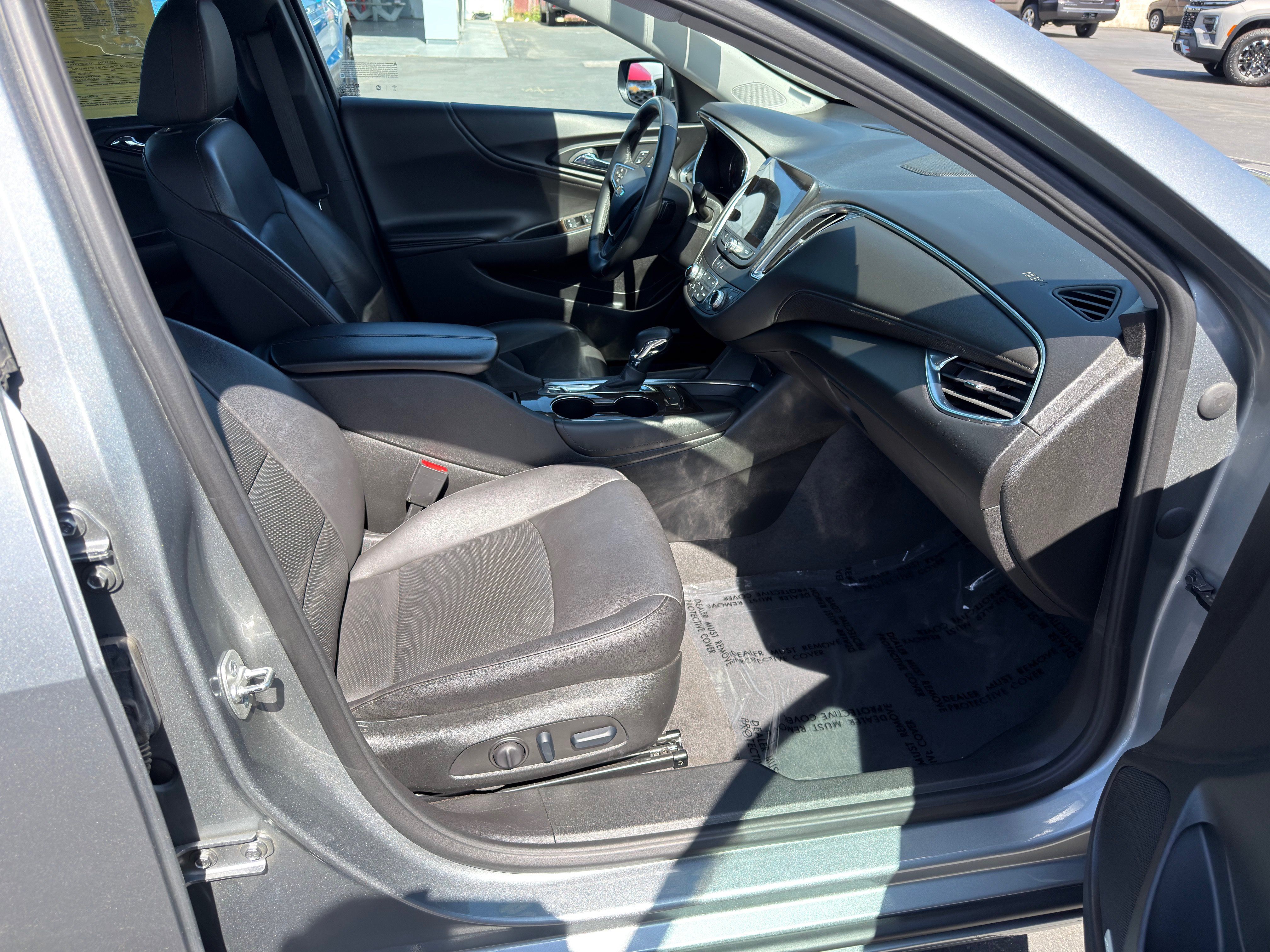 Used 2024 Chevrolet Malibu LT FWD image 10