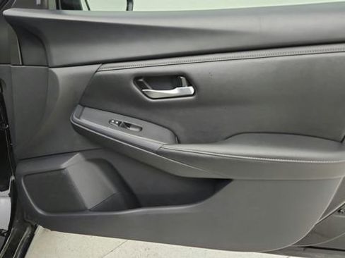 Used 2023 Nissan Sentra SV FWD image 30
