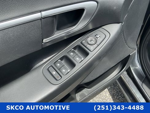 Used 2020 Hyundai Sonata SE FWD image 22