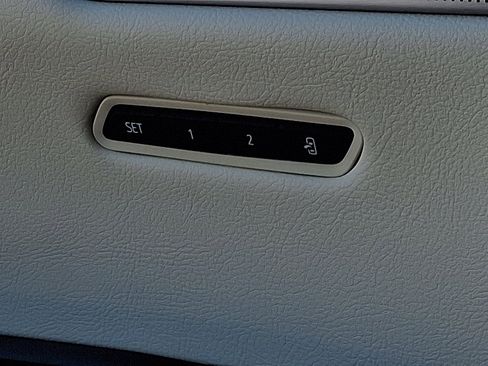 Certified 2024 Cadillac XT5 Premium Luxury image 25