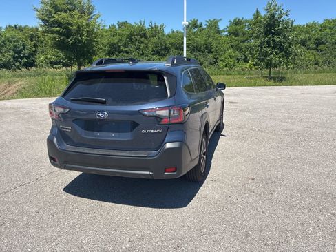 Used 2023 Subaru Outback Premium w/ Popular Package #1 AWD/4WD image 25
