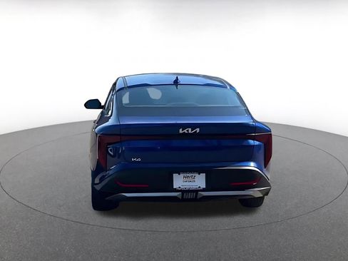 Used 2025 Kia K4 LXS image 12