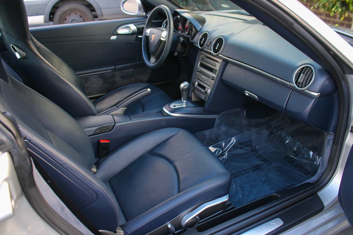 Used 2007 Porsche Cayman S RWD image 15