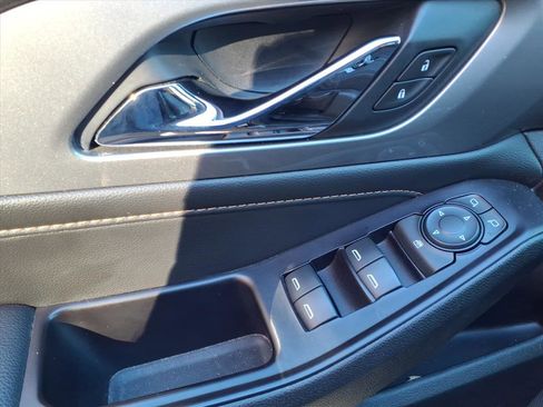 Used 2019 Chevrolet Traverse LS image 13