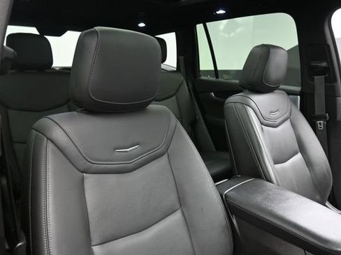 Used 2024 Cadillac XT6 Premium Luxury w/ Technology Package AWD/4WD image 29