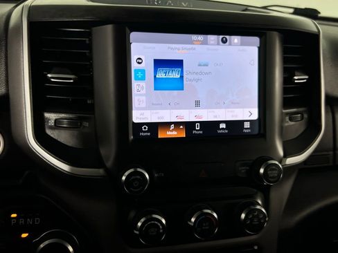 Used 2024 RAM 2500 Big Horn w/ Bed Utility Group image 18