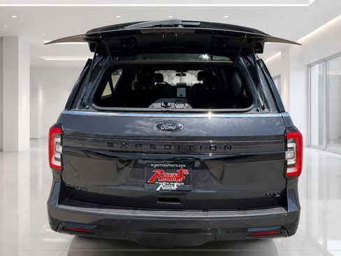 Used 2022 Ford Expedition Max Limited RWD image 4