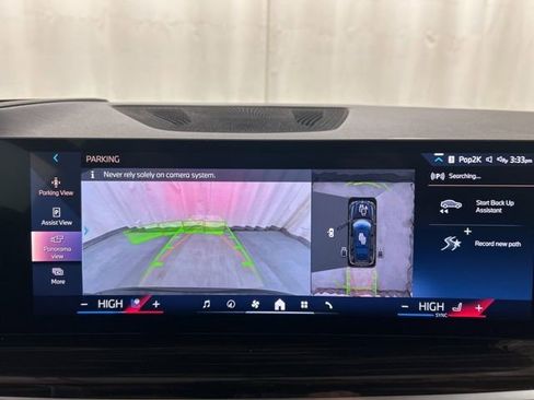 Used 2024 BMW X7 xDrive40i w/ M Sport Package image 13