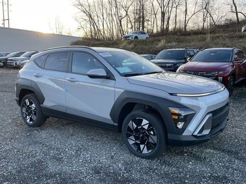 New 2025 Hyundai Kona SEL image 2