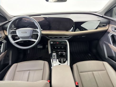 Used 2025 Audi Q5 Premium w/ Convenience Package AWD/4WD image 13