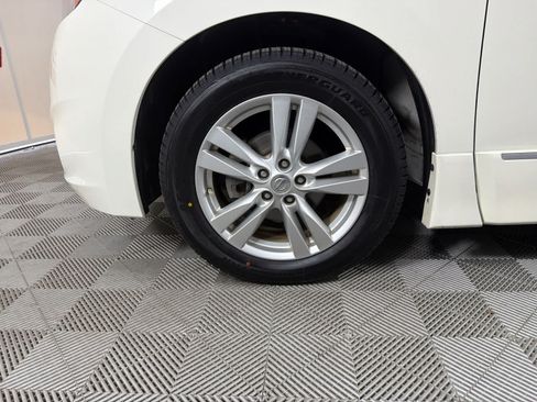 Used 2015 Nissan Quest SL FWD image 10