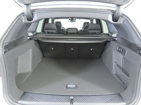 Certified 2025 BMW X3 xDrive30i w/ Convenience Package image 28