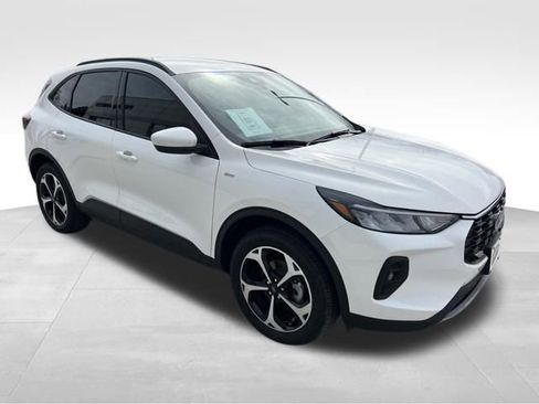 Used 2025 Ford Escape ST-Line Select w/ Tech Pack #1 image 9