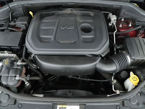 Used 2019 Jeep Grand Cherokee Laredo AWD/4WD image 15