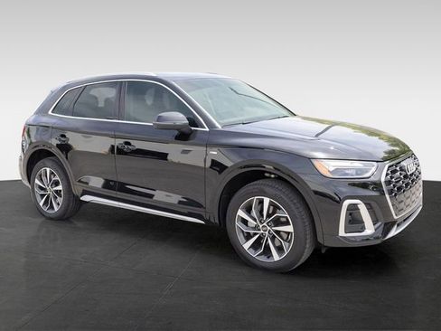 Used 2024 Audi Q5 2.0T Premium w/ Convenience Package AWD/4WD image 12